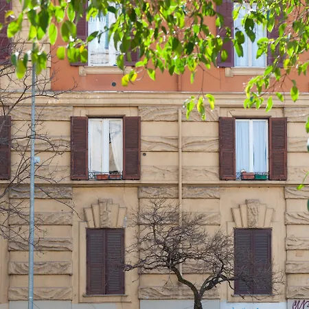 Isabel Casa de hóspedes Roma