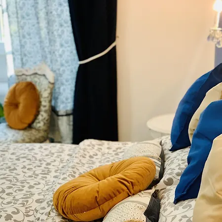 Isabel Konukevi Roma